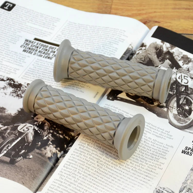 Retro Rubber Motorcycle Handlebar Grips 7/8" 22mm Non Slip Motorcycle Handle Grips Compatible With ATV Motorbike Pit Bike