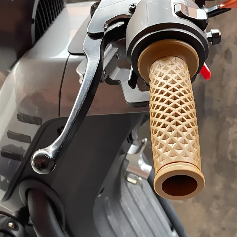 7/8" Handle Bar Retro Rubber Motorcycle Bike Vintage Handlebar Coke Bottle Hand Grip For HONDA GN125 CG125 CB400 Cafe Custom